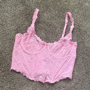 SKIMS Pink Lace Sabrina Carpenter Corset